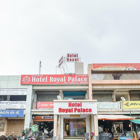 Oyo 47110 Hotel Royal Palace Naroda Eksteriør bilde
