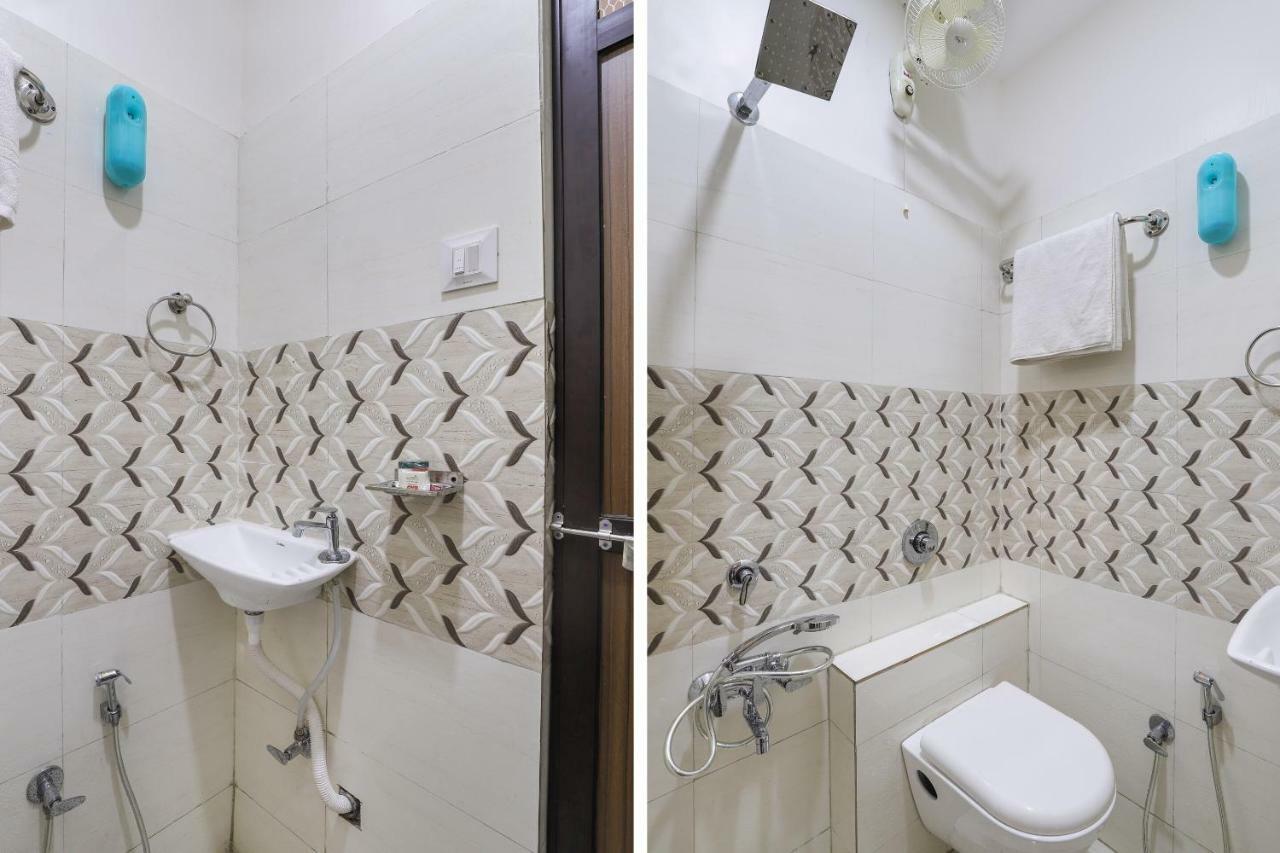 Oyo 47110 Hotel Royal Palace Naroda Eksteriør bilde